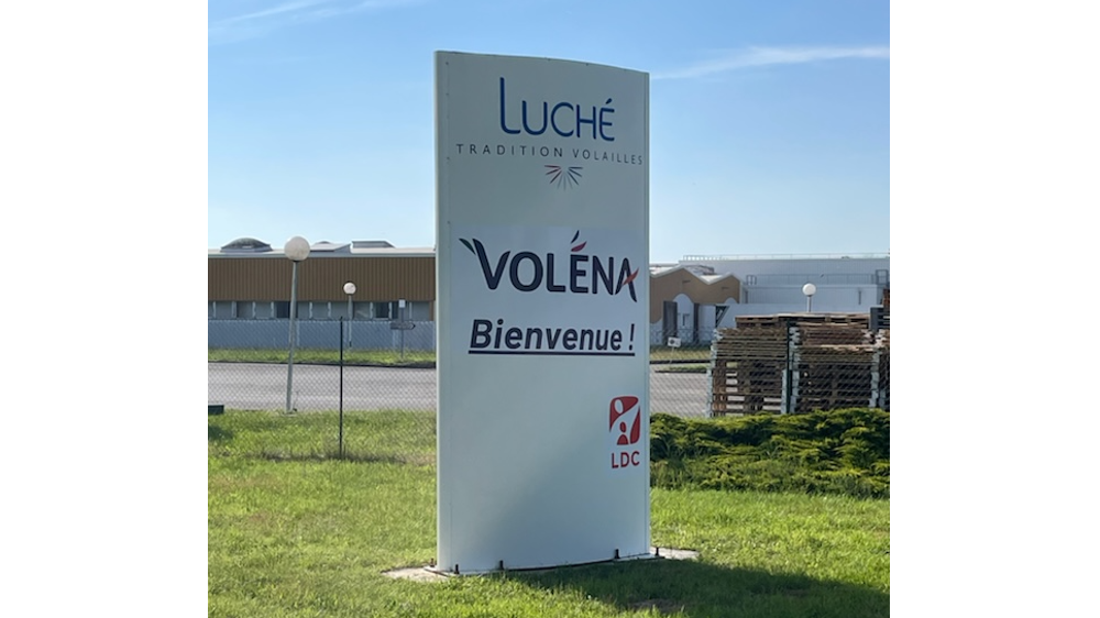 totem de bienvenue Luché et Volena